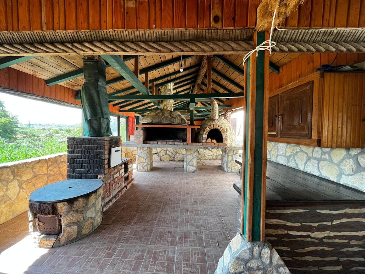 La Conac Hotel Nufaru Bagian luar foto